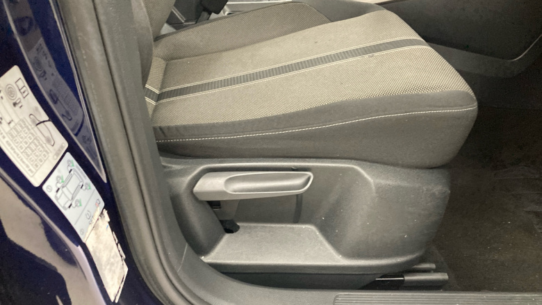 Volkswagen T-Roc 1.0 TSI SE 5dr Petrol Hatchback